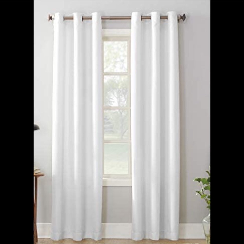 No 918 Montego Textured Grommet Curtain Panel